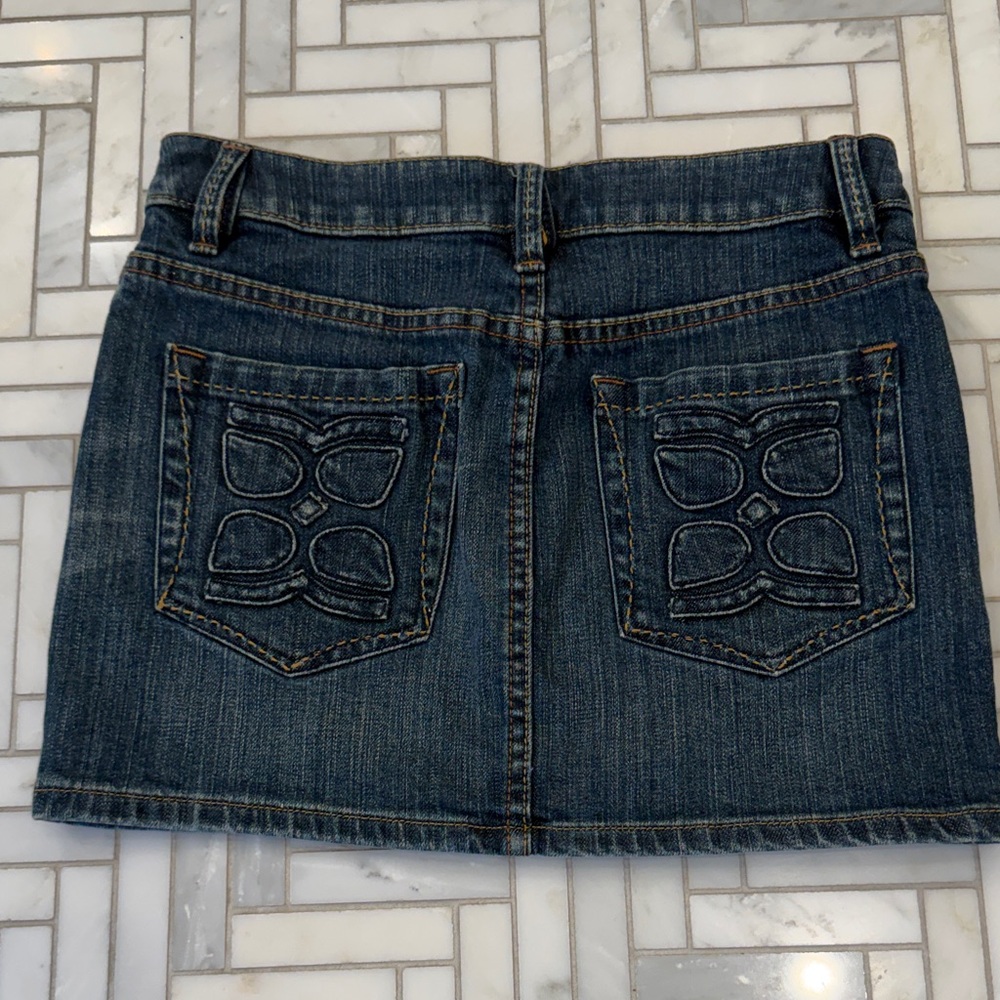BCBGMaxAzria Dark Wash Denim Mini Skirt- NWOT - Picture 2 of 4